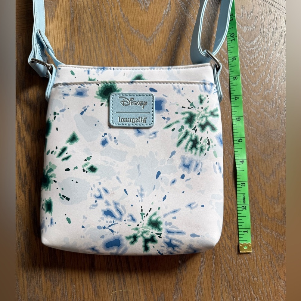 Loungefly Lilo & Stitch Crossbody Bag - Picture 6 of 12